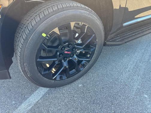 2026 GMC Yukon 4WD Elevation