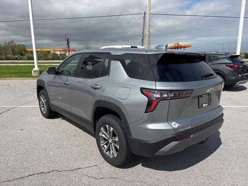 Sterling Gray Metallic 2026 Chevrolet Equinox 1LT