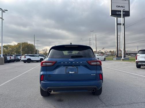 2023 Ford Escape ST-Line Elite