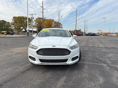 2014 Ford Fusion SE