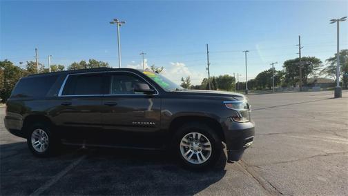 2016 Chevrolet Suburban LS