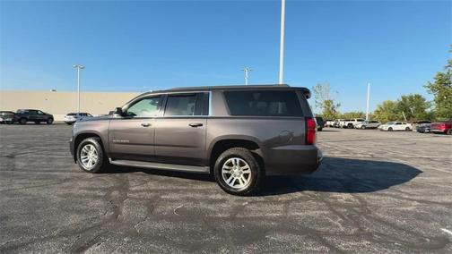 2016 Chevrolet Suburban LS