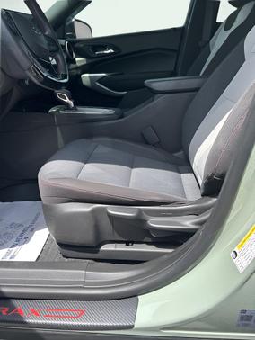 Cacti Green 2024 Chevrolet Trax FWD 1RS