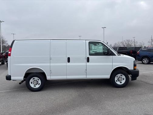 2025 Chevrolet Express 2500 RWD 2500 Regular Wheelbase WT