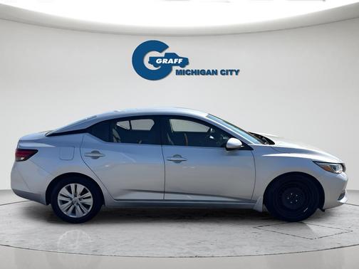 Brilliant Silver Metallic 2020 Nissan Sentra S