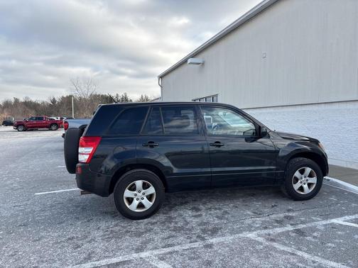 2011 Suzuki Grand Vitara Premium