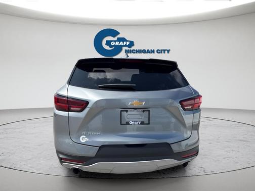 Sterling Gray Metallic 2025 Chevrolet Blazer 2LT