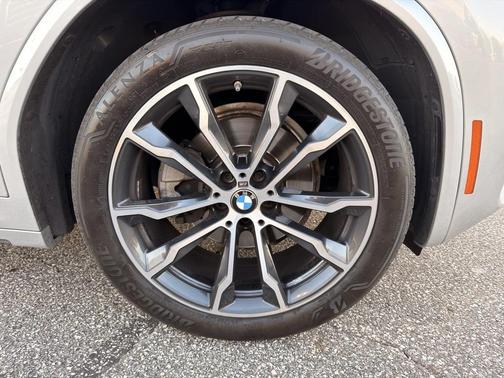2021 BMW X4 xDrive30i