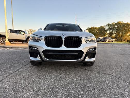 2021 BMW X4 xDrive30i