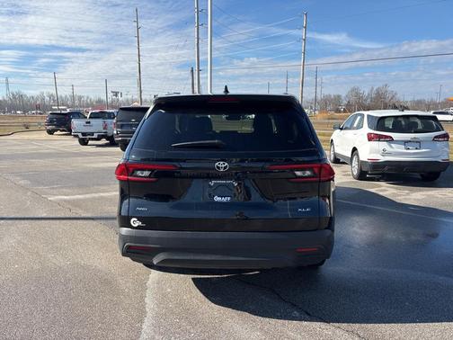 2025 Toyota Grand Highlander XLE