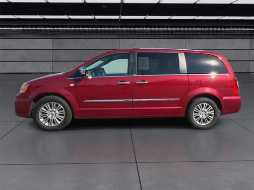 2014 Chrysler Town & Country Touring-L