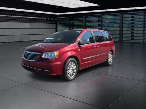 2014 Chrysler Town & Country Touring-L