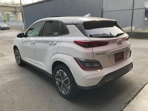 2022 Hyundai KONA EV SEL 4dr Crossover