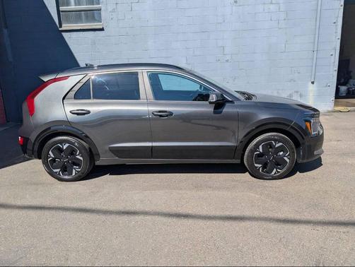 Gray 2024 Kia Niro EV Wind 4dr Crossover