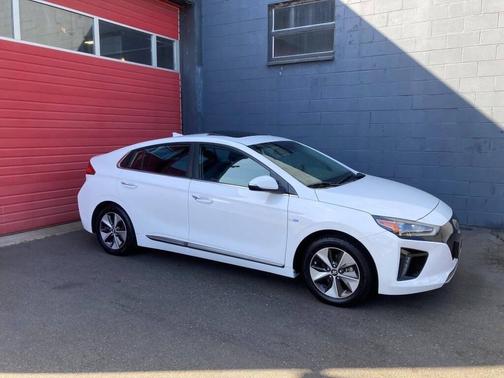 2017 Hyundai IONIQ EV Limited