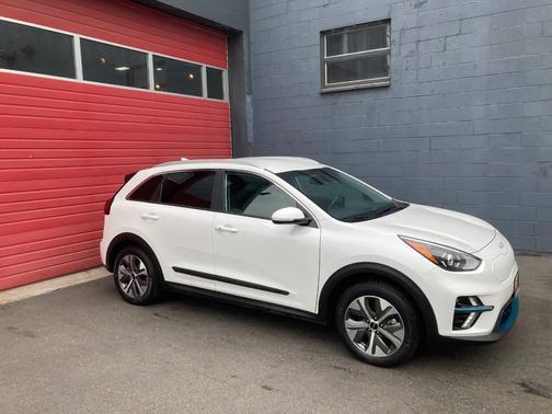 2022 Kia Niro EV S 4dr Crossover