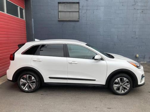 2022 Kia Niro EV S 4dr Crossover