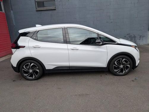 2022 Chevrolet Bolt EV 2LT 4dr Hatchback