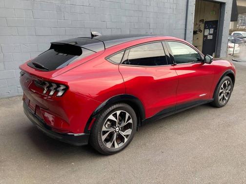 2021 Ford Mustang Mach-E Premium