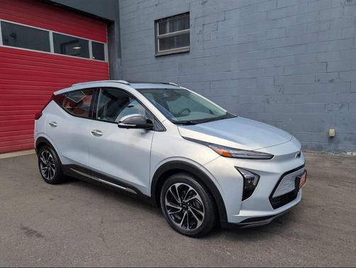 2022 Chevrolet Bolt EUV Premier 4dr Hatchback