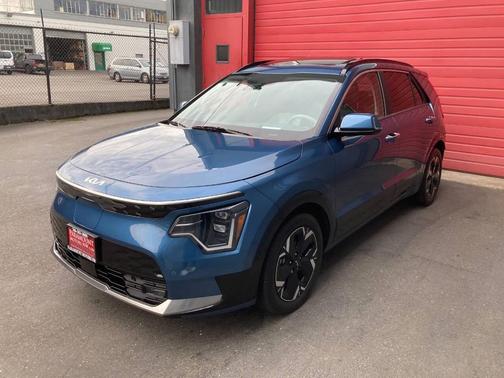 2023 Kia Niro EV Wave 4dr Crossover