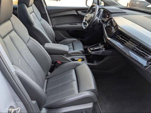 2023 Audi Q4 e-tron quattro Premium 50 AWD 4dr Sportback