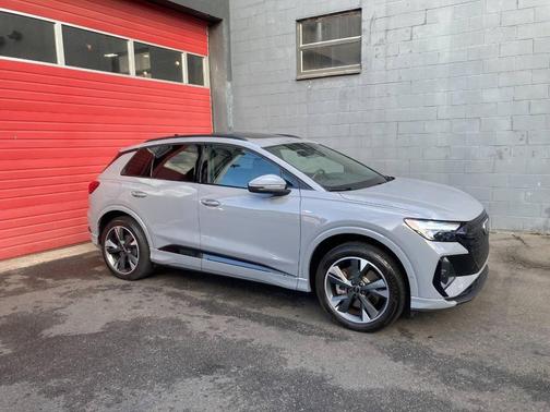 2023 Audi Q4 e-tron quattro Premium Plus 50 AWD 4dr SUV