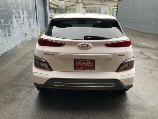 2023 Hyundai KONA EV SE 4dr Crossover
