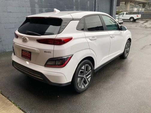 2023 Hyundai KONA EV SE 4dr Crossover