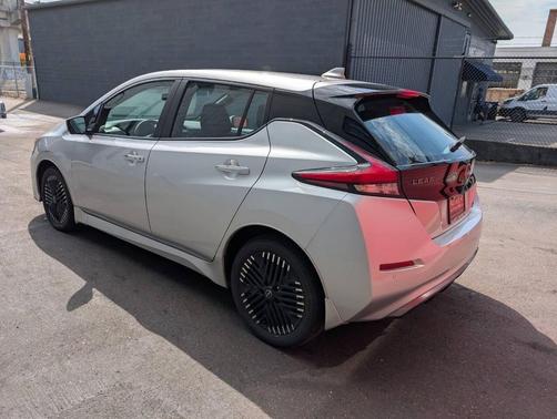 2023 Nissan Leaf SV PLUS 4dr Hatchback
