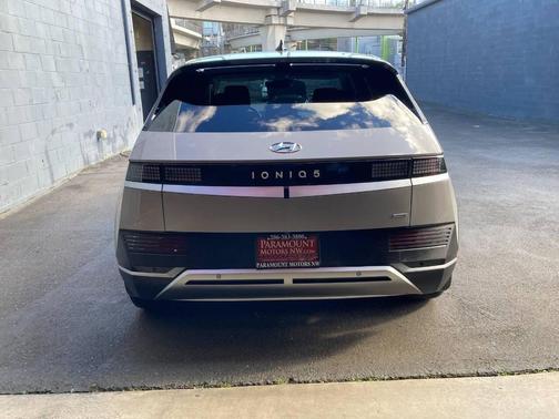 2023 Hyundai IONIQ 5 SE