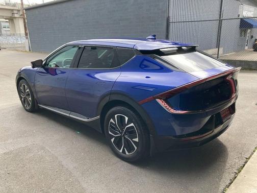2022 Kia EV6 Wind