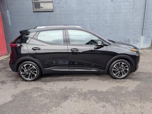 2023 Chevrolet Bolt EUV Premier 4dr Hatchback