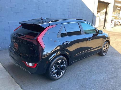 2024 Kia Niro EV Wind 4dr Crossover
