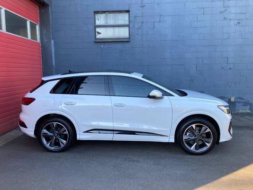 2023 Audi Q4 e-tron quattro Premium Plus 50 AWD 4dr SUV