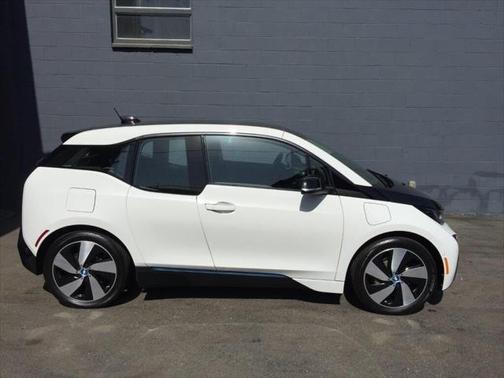 2016 BMW i3 Base w/Range Extender