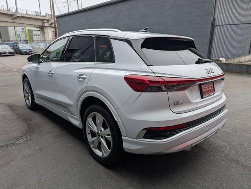 2023 Audi Q4 e-tron quattro Premium Plus 50 AWD 4dr SUV