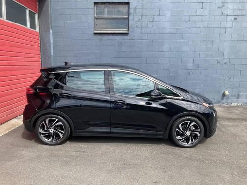2022 Chevrolet Bolt EV 2LT 4dr Hatchback