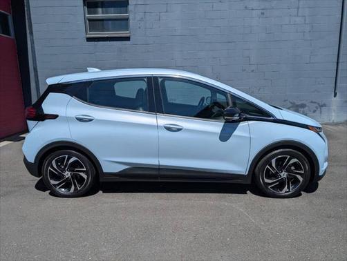 2022 Chevrolet Bolt EV 2LT 4dr Hatchback