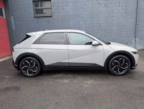 Gray 2024 Hyundai IONIQ 5 SEL