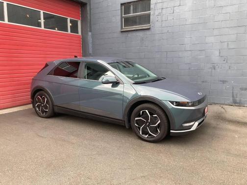 Green 2024 Hyundai IONIQ 5 SEL