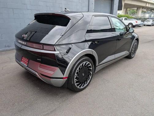 Black 2024 Hyundai IONIQ 5 Limited