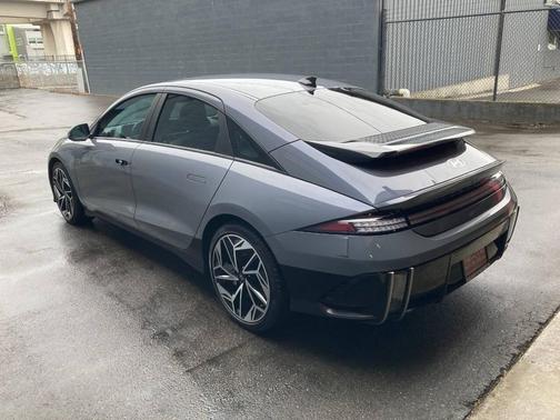 2023 Hyundai IONIQ 6 SEL