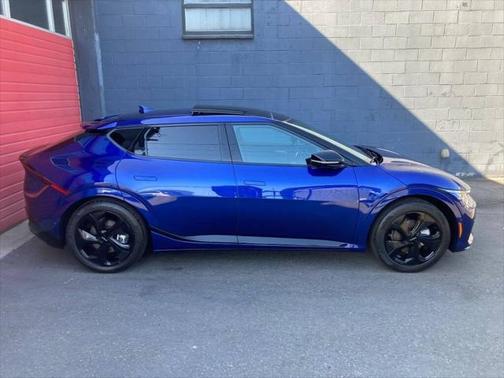 2023 Kia EV6 GT Line AWD 4dr Crossover