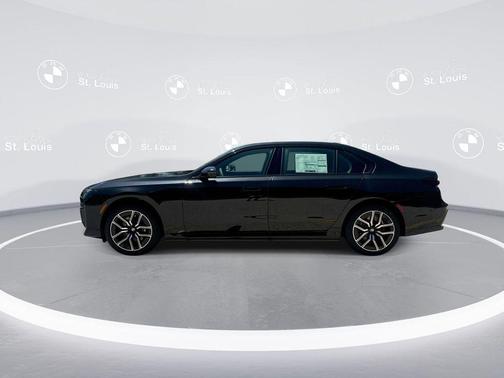 2025 BMW i7 eDrive50