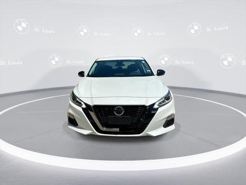 2022 Nissan Altima SR FWD