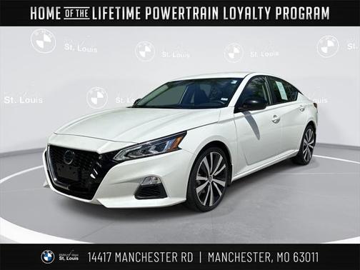 2022 Nissan Altima SR FWD