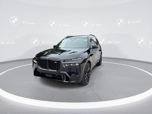 2025 BMW X7 M60i