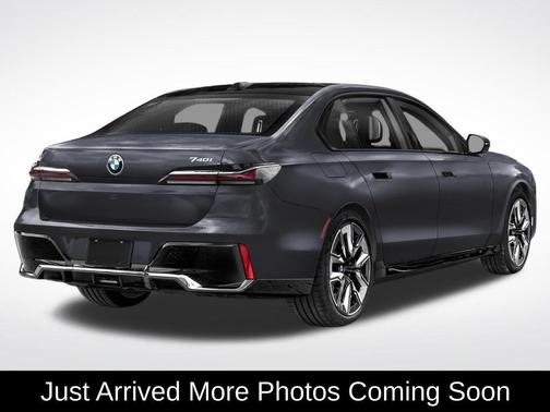 2025 BMW 740 xDrive