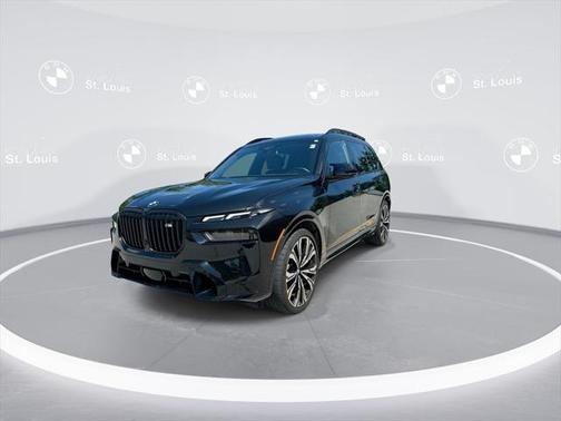 2023 BMW X7 M60i